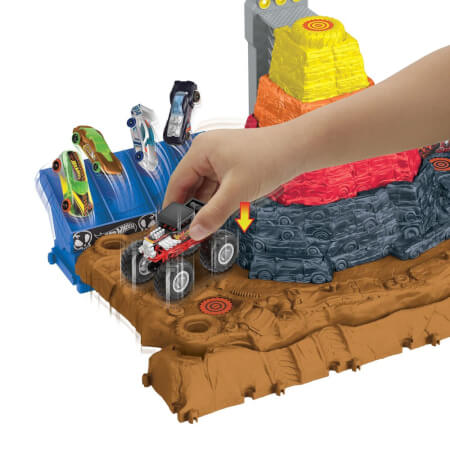 HW MONSTER TRUCKS ARENA: BONE SHAKER FINAL GAME SET