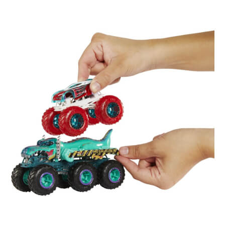 HW MONSTER TRUCKS TOVORNJAKI 1:64 ASST